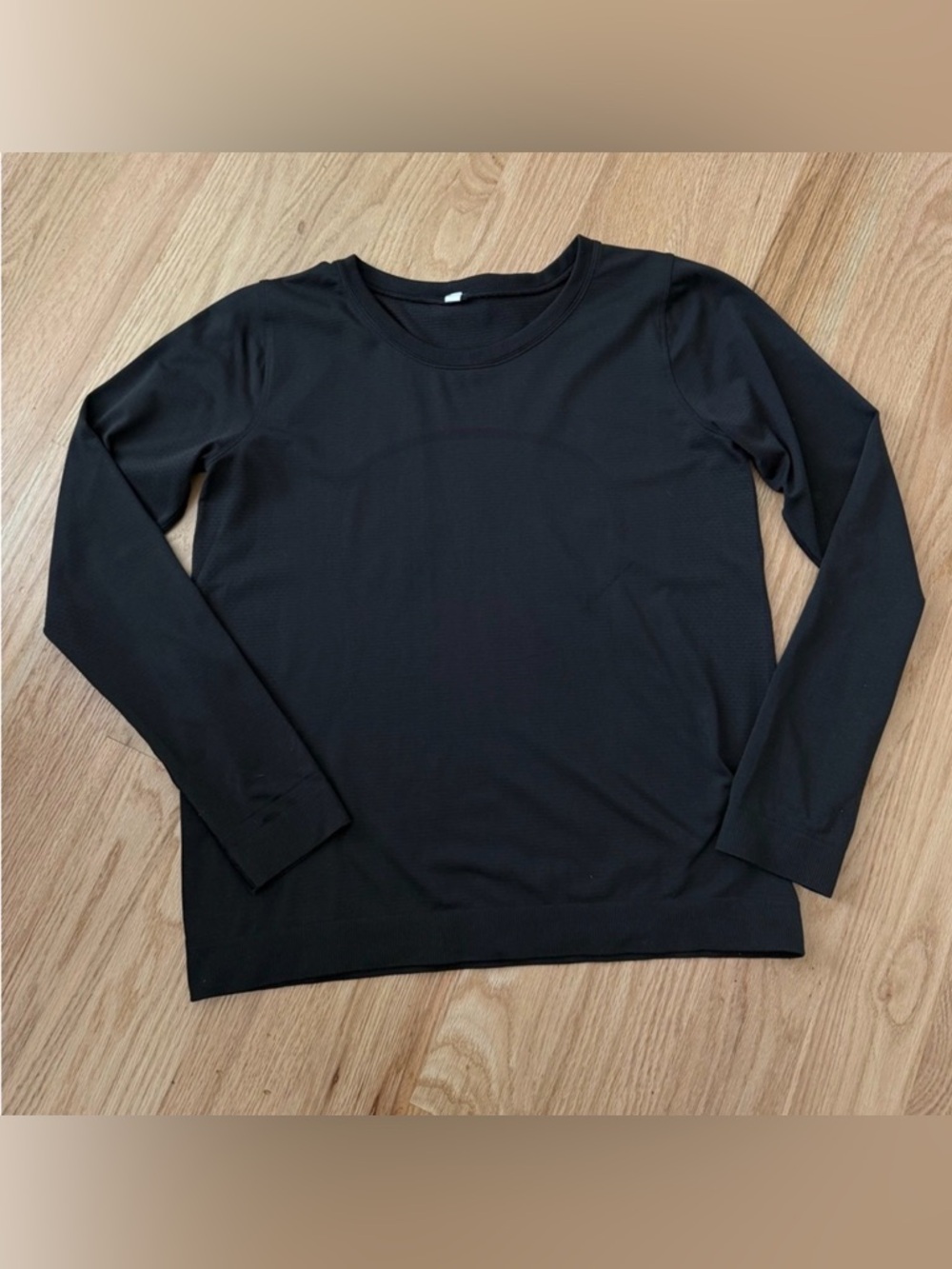 Lululemon Swiftly Relaxed 2.0 Long Sleeve Size 8